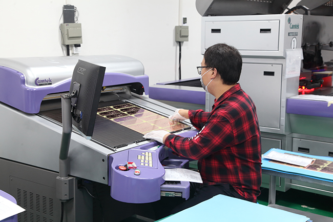 PCB板压合起皱是什么原因？PCB压合是什么工艺？